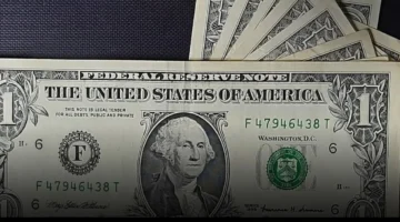 ارتفاع مفاجئ سعر الدولار خلال منتصف تعاملات اليوم